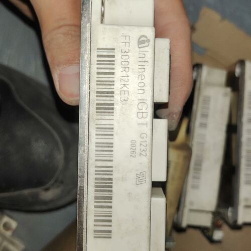议价模块FF300R12KE3FF300R12KE4FF300R12KE3P