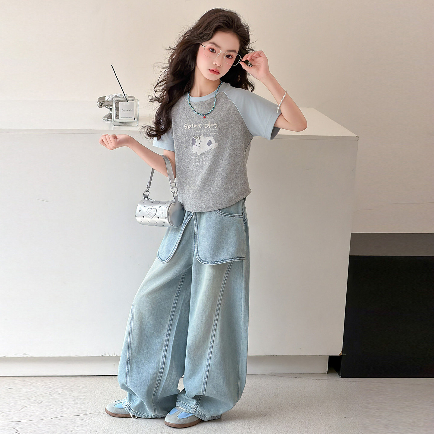 夏季女童短袖套装初中生拼色卡通显瘦T恤设计感休闲牛仔裤两件套