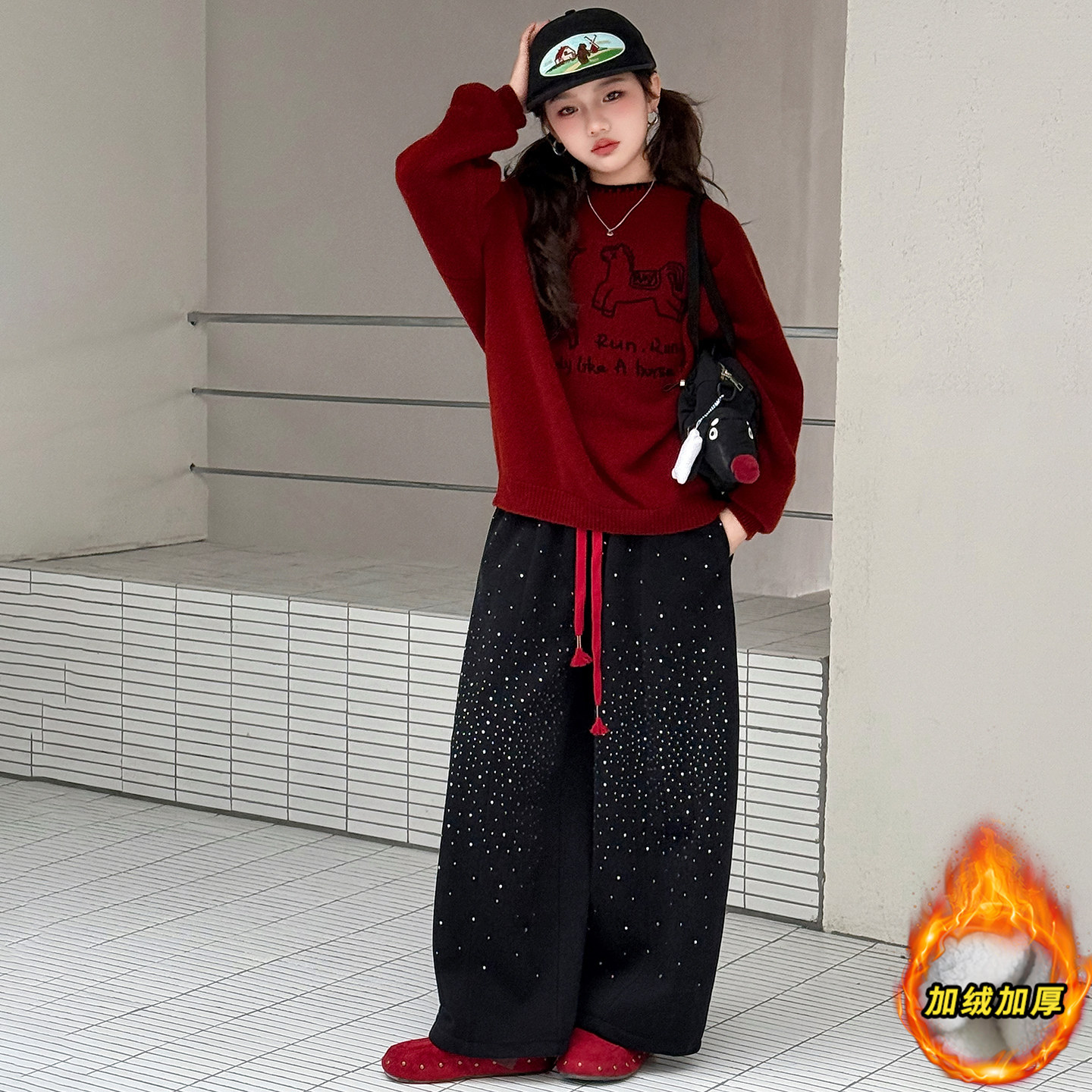 女童本命年卡通小马红色毛衣超火烫钻爆闪加绒卫裤过年洋气套装潮