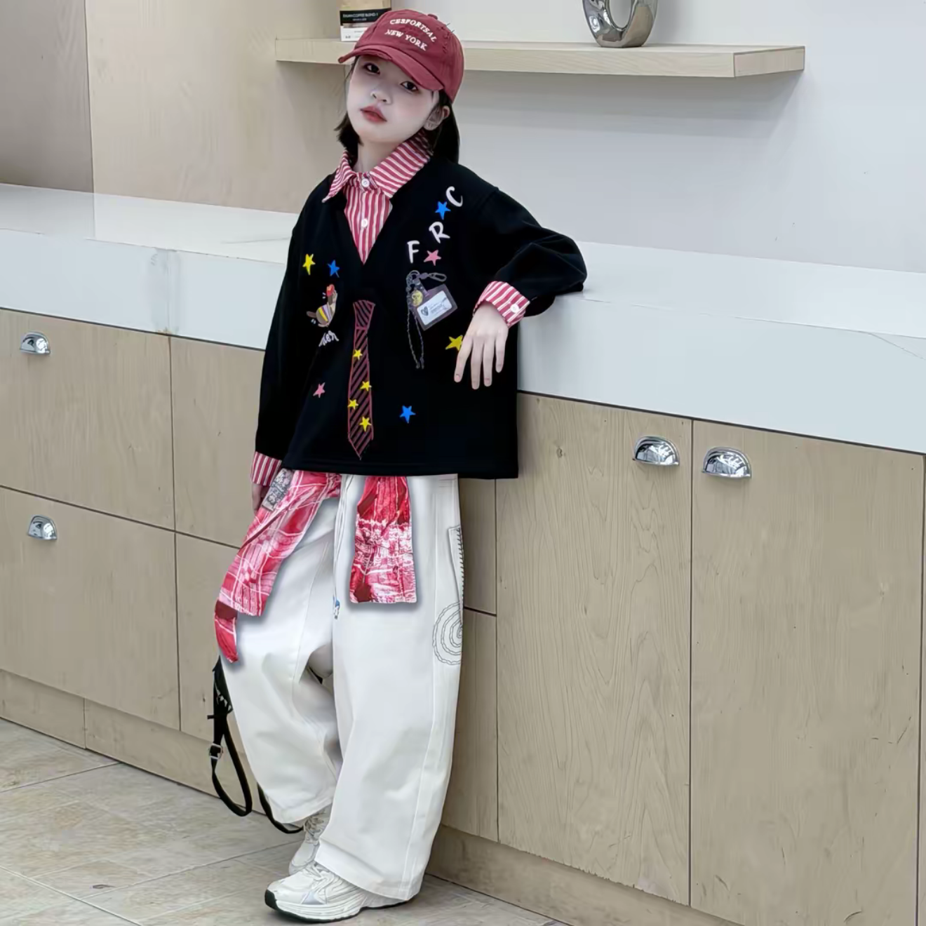 女童春季新款学院风假两件衬衫领卫衣个性数码印花牛仔阔腿裤套装