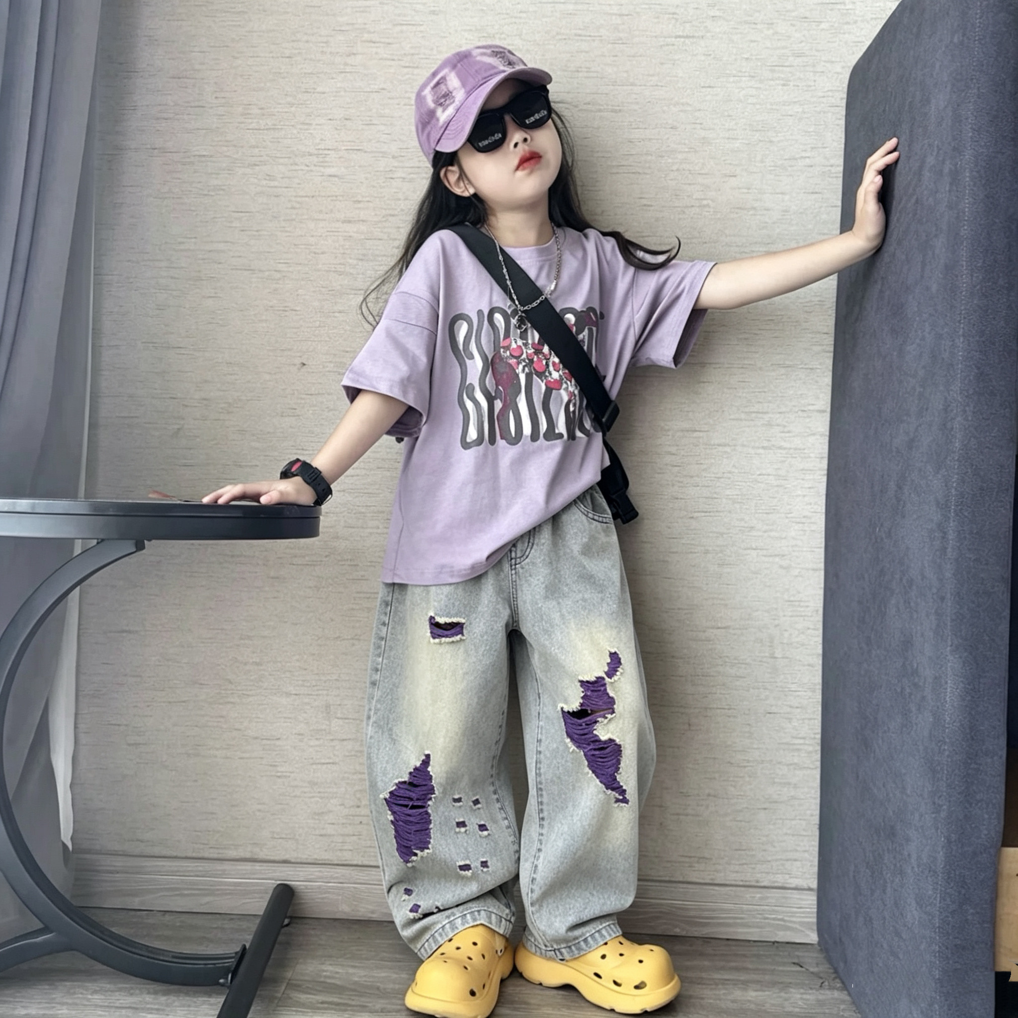 女童夏百搭涂鸦宽松短袖T恤休闲潮酷彩色破洞牛仔阔腿裤炸街套装