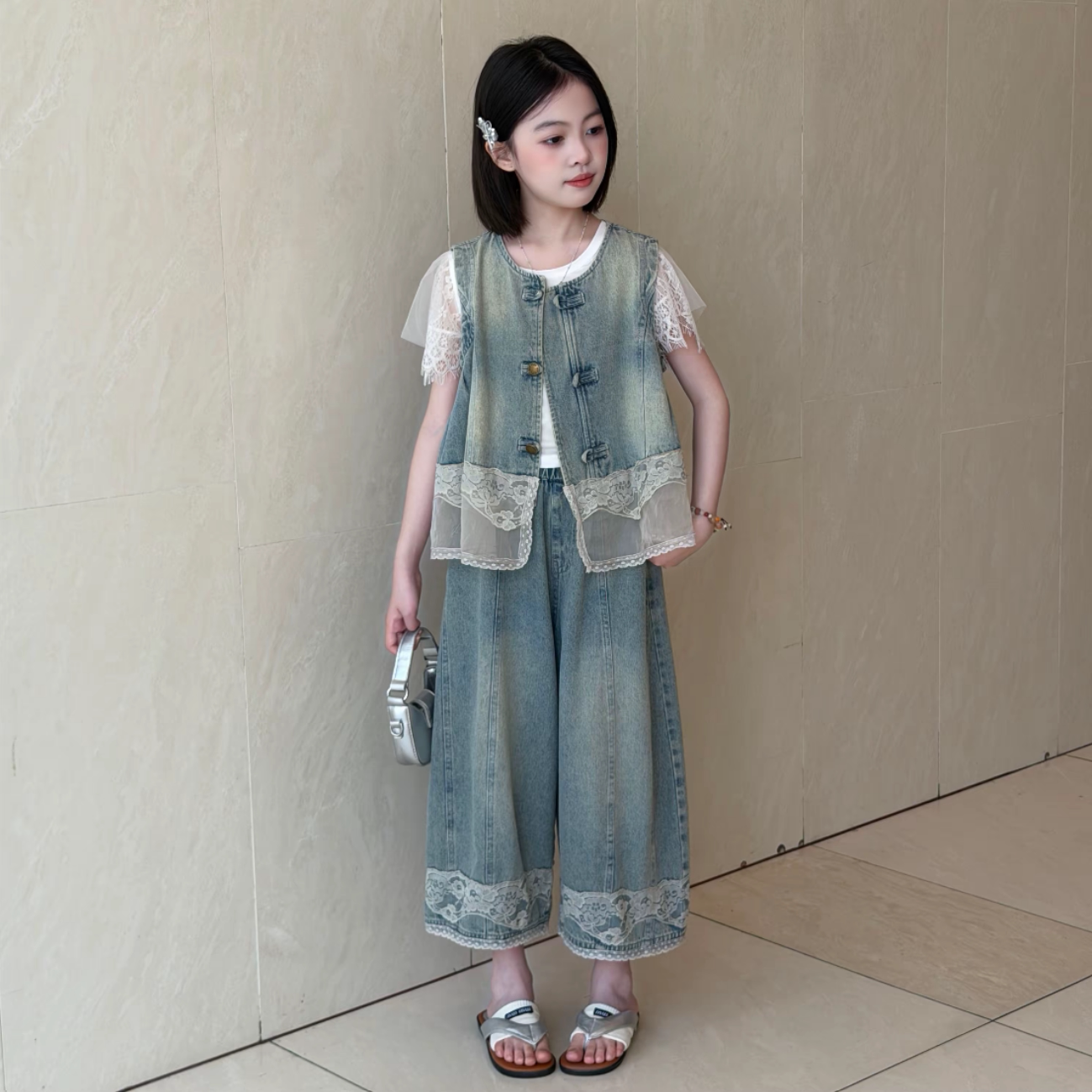 女童复古盘扣牛仔马甲阔腿裤套装