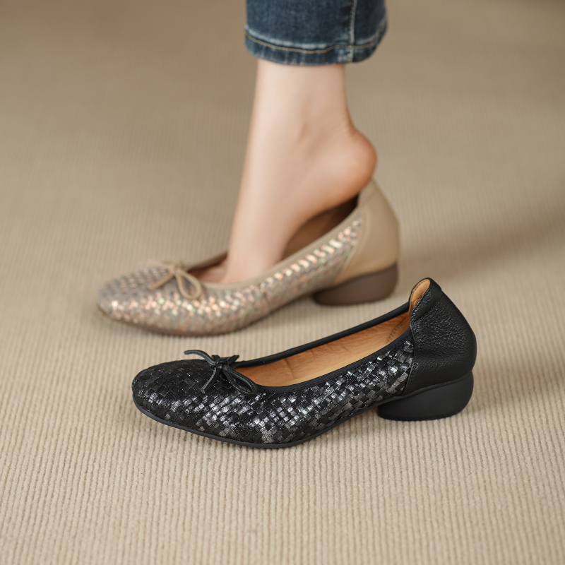 3CM低跟女单鞋方头粗跟女士小皮鞋真皮矮跟妈妈鞋四季款舒适女鞋