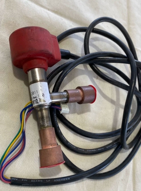 寻《《意大利CAREL卡乐电子膨胀阀E2V30USM10，带原装线