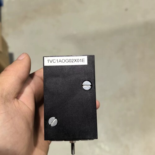 寻《《ABB失压线圈 1VC1AOG02X01E 220-250V