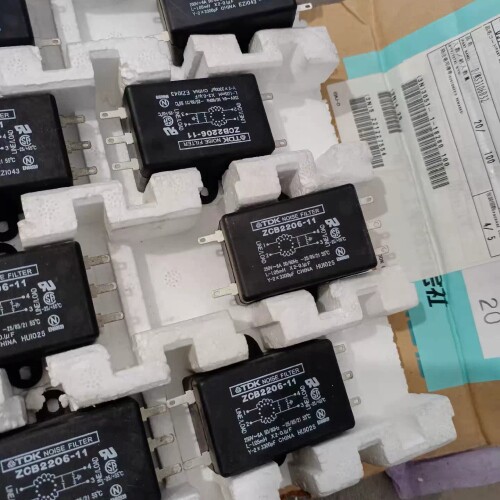 寻《《TDK EMI 抗干扰原装电源滤波器 ZCB2206-11