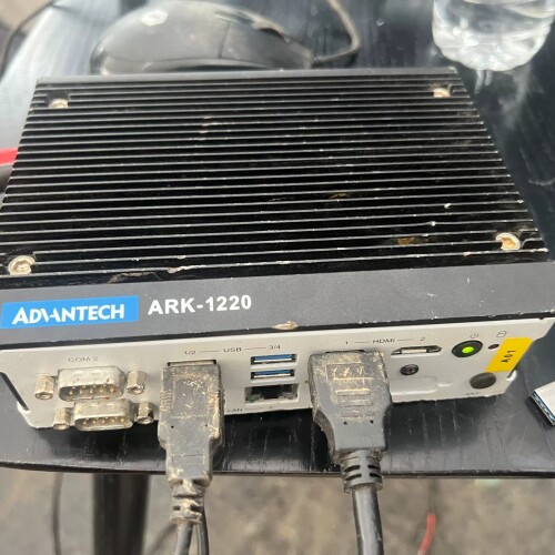 寻《《研华工控主机ARK-1220，E3940四核CPU，主频1.