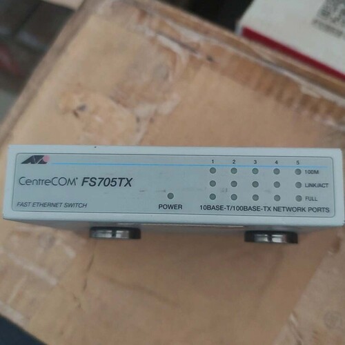 寻《《安耐特交换机FS705TX，现货