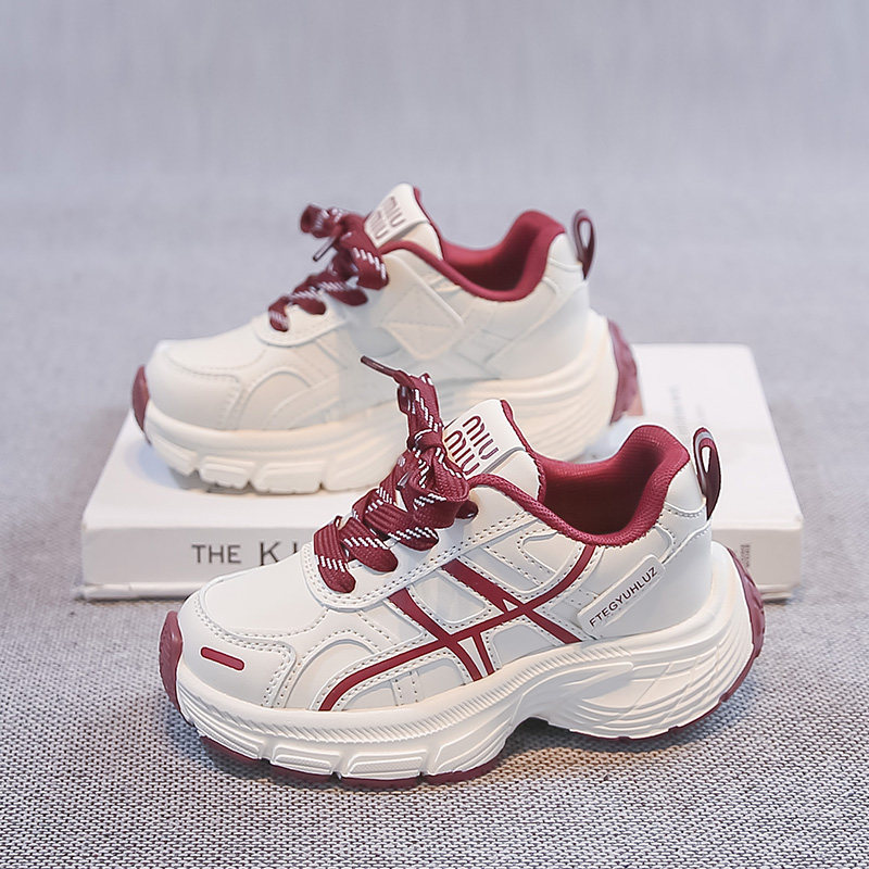 男童鞋子2026春季新款儿童时尚休闲运动鞋春秋款女孩皮面老爹潮鞋