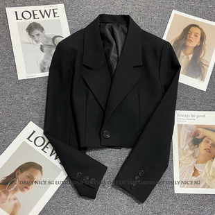 新款洋气时尚百搭显瘦学院风黑色一粒扣短款小西装女士小西服外套