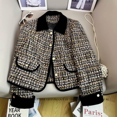 小香风气质丝绒娃娃领短款小外套