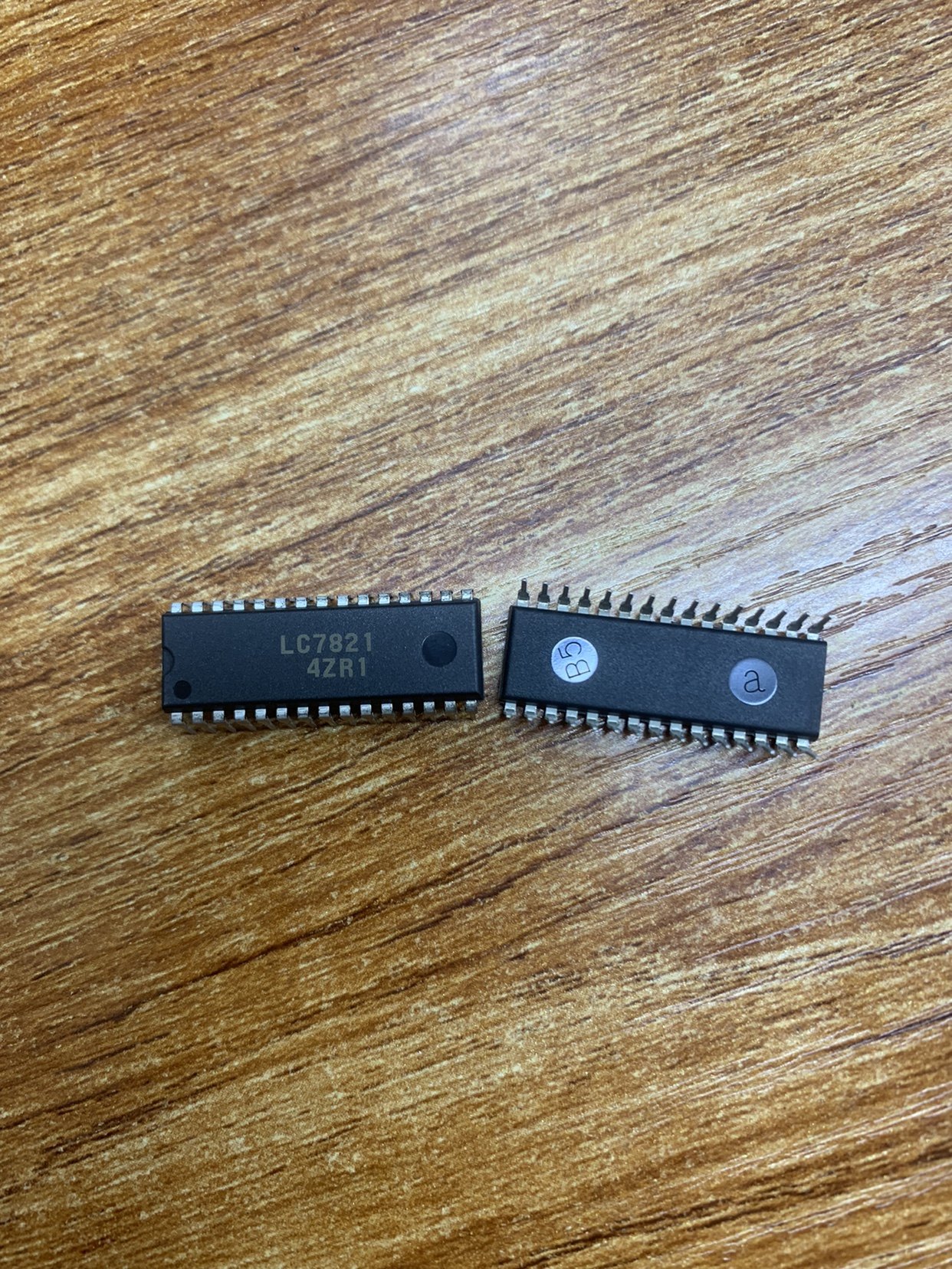 全新原装进口 LC7821 DIP-30 串行数据控制的模拟功能选择开关