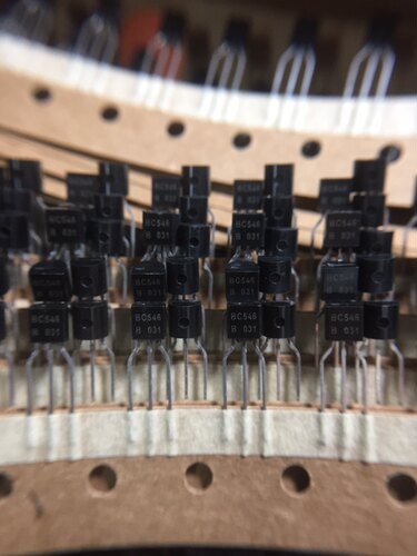 全新原装正品排带 BC546 BC546B 直插三极管 实拍图现货