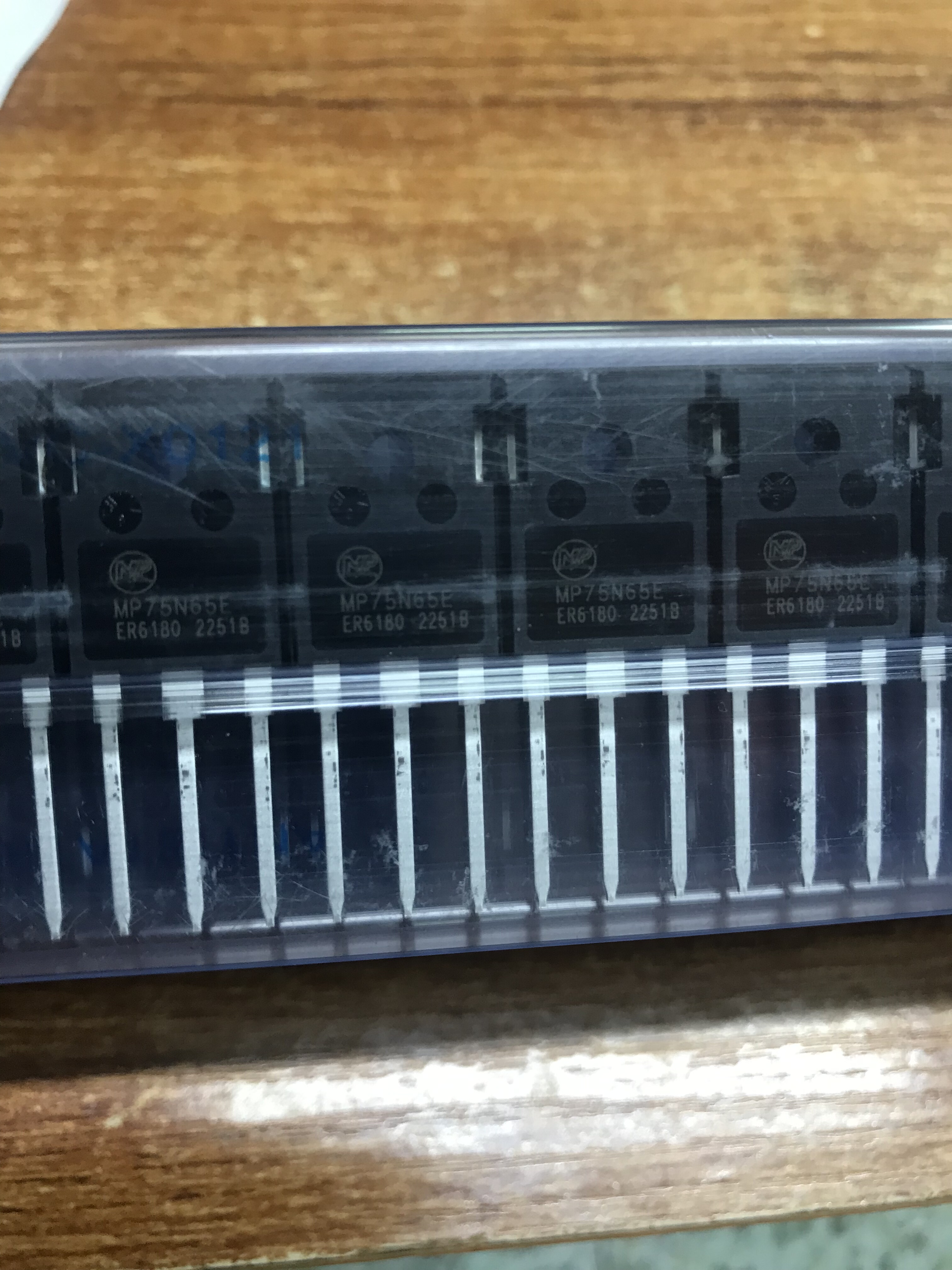 全新原管 MP75N65E TO-220 MOS场效应管650V 75A实拍图