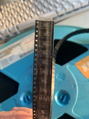 ELMOS 10020B 全新原装汽车电脑芯片，可直拍