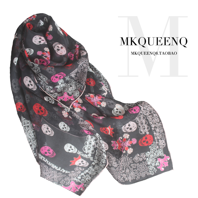 2024秋冬红皇冠骷髅头丝巾百搭真丝骷髅围巾桑蚕丝大方巾女士披肩