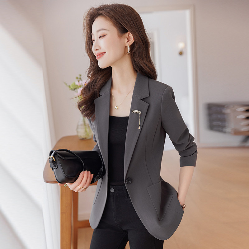 灰色西装外套女春秋2026新款高级感上衣气质修身休闲小个子西服秋