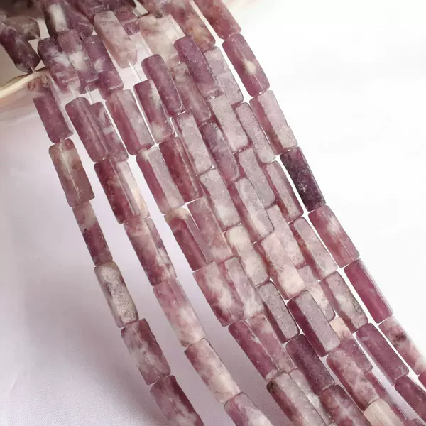 Товары от 恋人未满饰品店