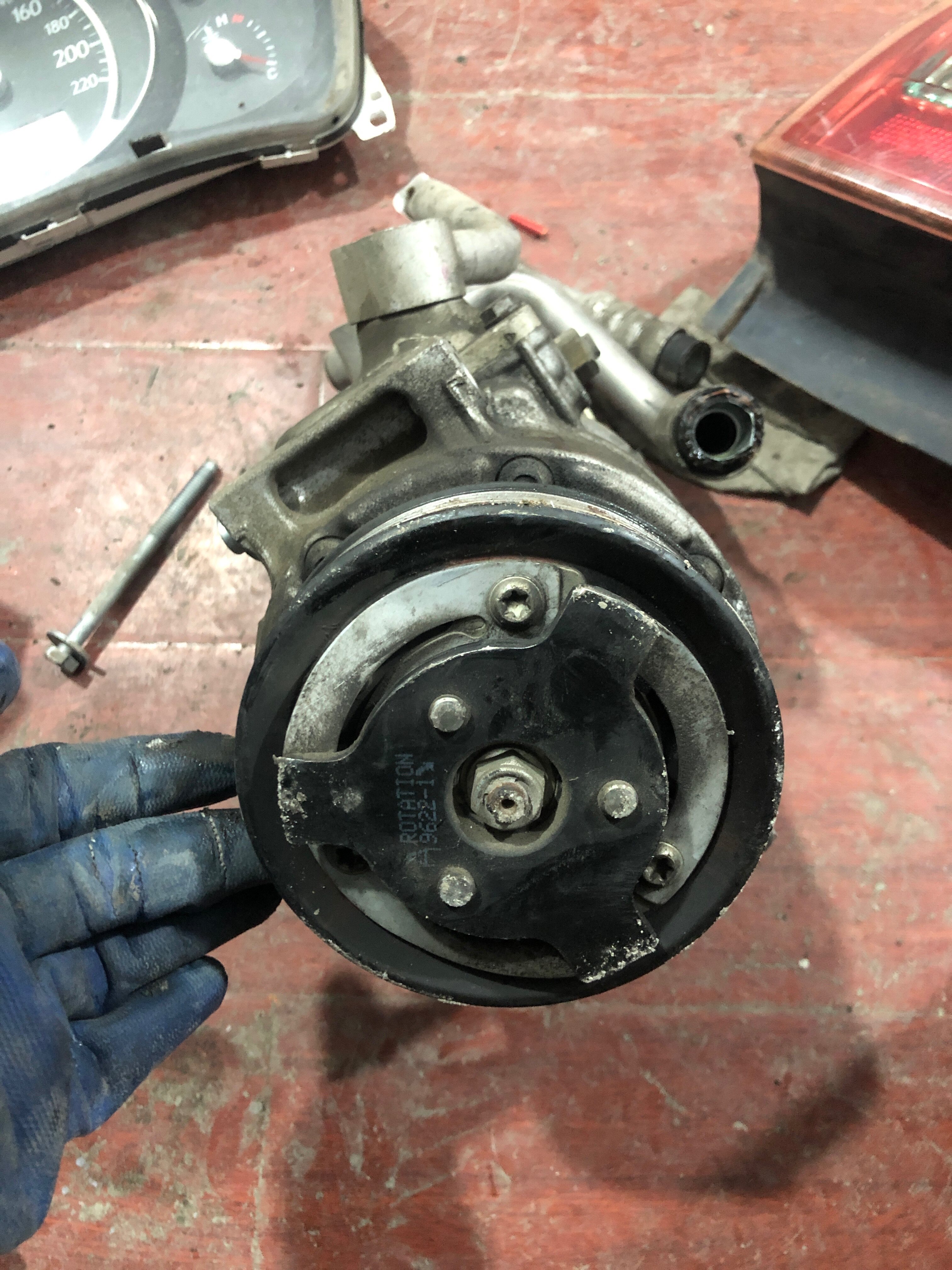 适用于斯柯达明锐汽车空调压缩机原装原车二手拆车件冷气泵空调泵