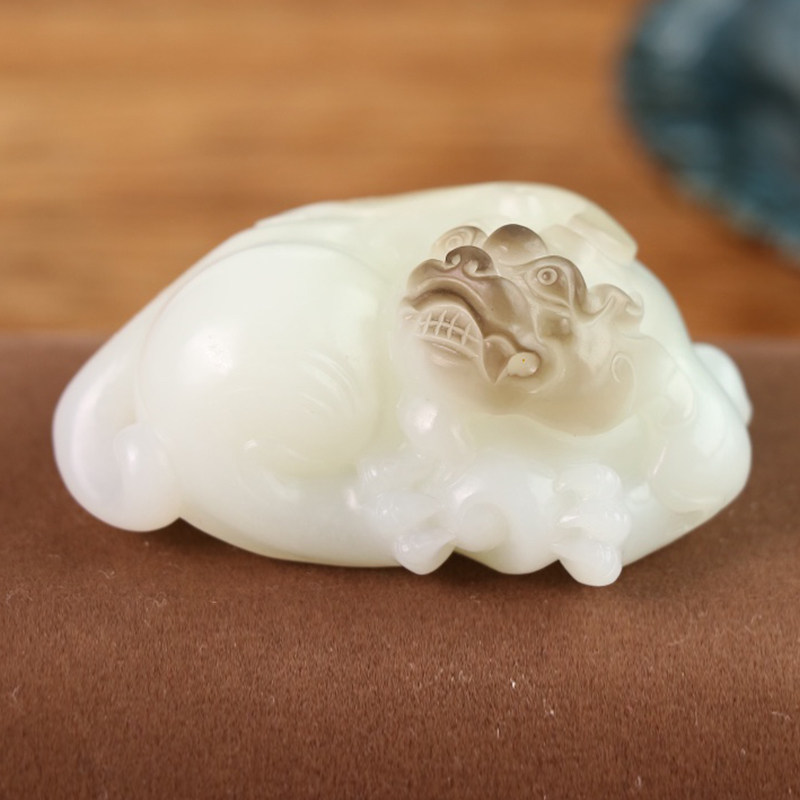 玉赐平安天然新疆和田玉貔貅手把件男士款文玩白玉籽料把玩件88g
