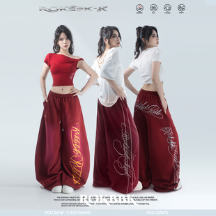 ROKBBK－K/布韩街头休闲风红色字母印花刺绣阔腿女宽松运动潮裤