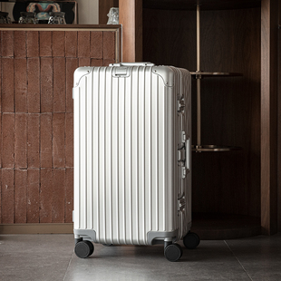 Latu全铝镁合金2026新款行李箱女拉杆箱加厚大容量旅行箱包30寸男