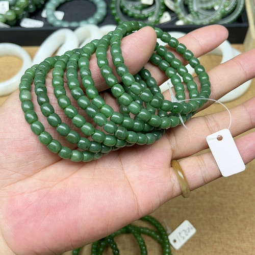 卡六俄碧苹果绿直切手串  单条