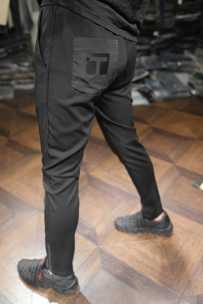 米兰站时尚街潮个性立体裁剪拼接黑色修身拉锁小脚运动休闲裤男