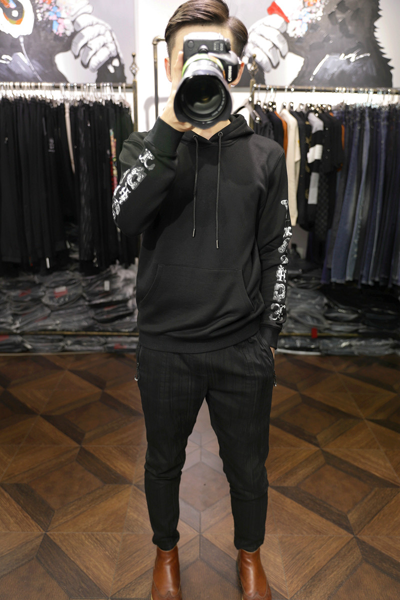 欧洲站秋冬时尚个性字母印花连帽黑色轻奢简约街潮修身男士卫衣