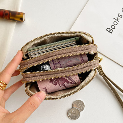 2025新款头层牛皮小手包女大容量收纳零钱包三层拉链真皮手拿小包