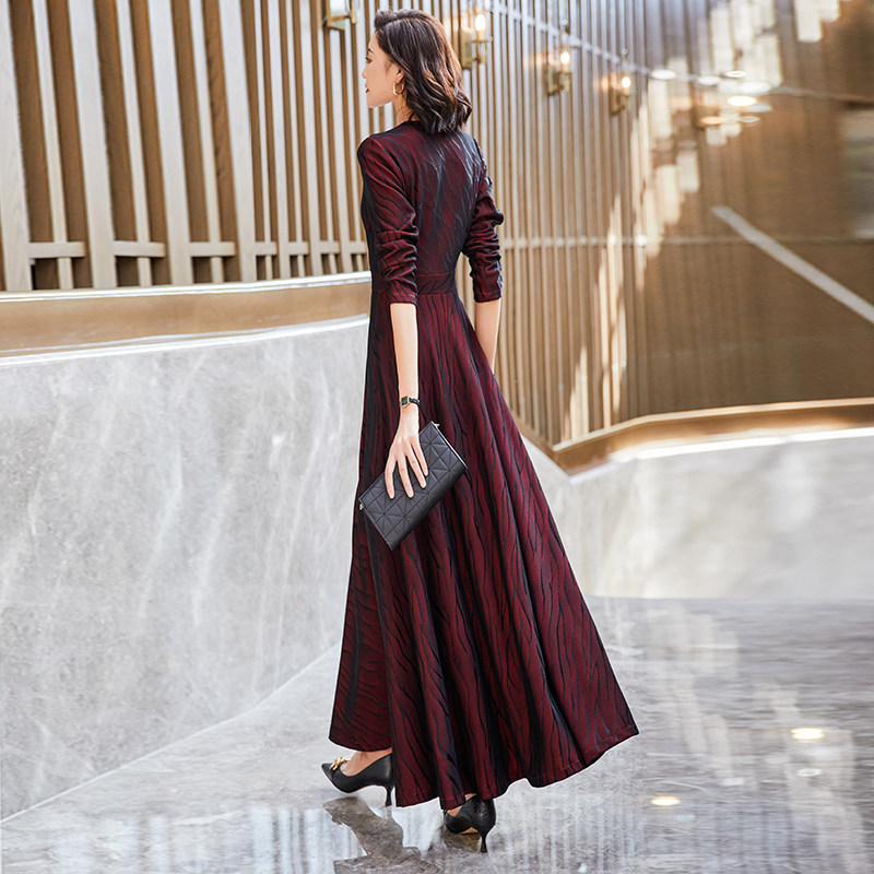 秋季新款连衣裙2021v领收腰长袖气质优雅减龄拖地长裙大摆裙1451