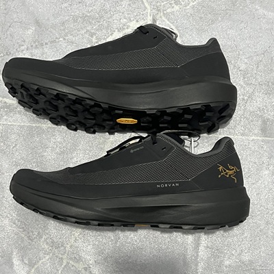 始祖鸟Aerios/Konseal户外鞋