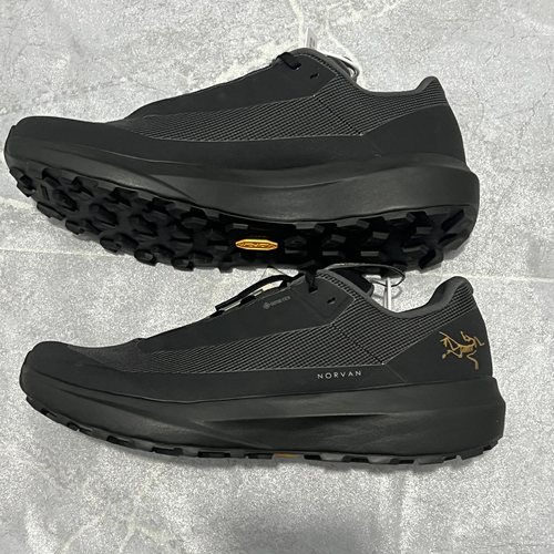 始祖鸟Aerios/Konseal户外鞋