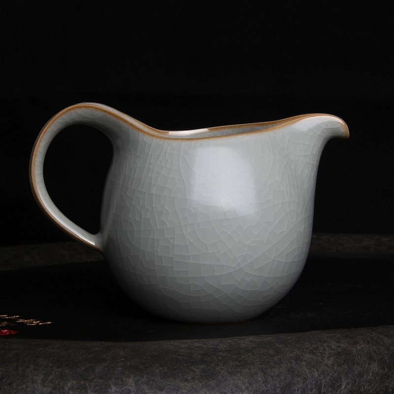 台湾柏采汝窑公道杯冬青釉月白 柏采窑IR-117E玉凤凰茶海汝瓷开片