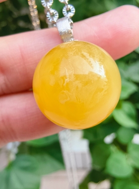 鸡油黄蜜蜡吊坠，925银扣头