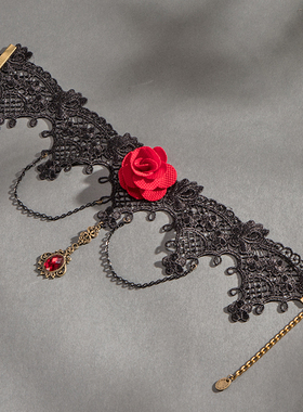 红玫瑰宫廷带宝石蕾丝毛衣短项链
