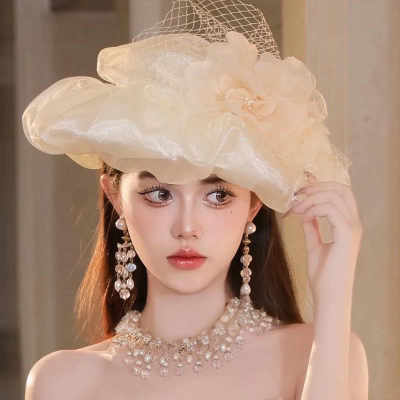 法式云朵香槟色礼帽女新款花朵网纱帽子婚纱礼服影楼旅拍写真帽饰