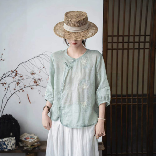 园园美衣季新款苎麻刺绣衬衫女文艺时尚纯色圆领气质宽松盘扣衬衣