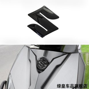 适用花大铃木丽彩铃木M109R2车身DL250GW2503DS车标立体软胶贴