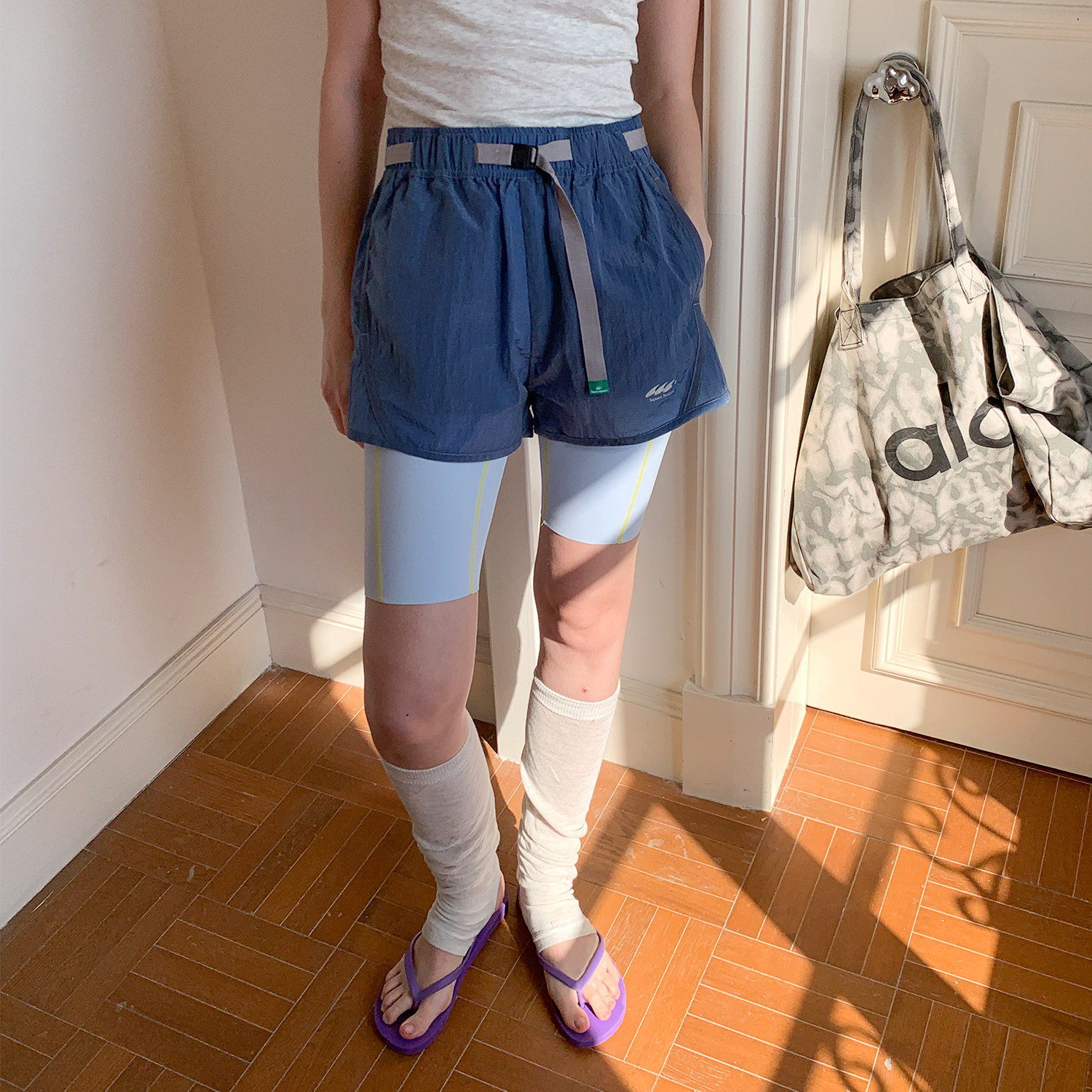 square houlest夏季山系户外休闲轻薄透气运动跑步健身短裤热裤女