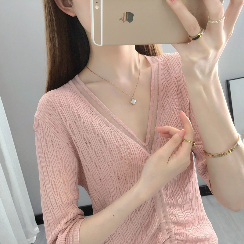 冰丝薄针织衫女中袖2025新款潮V领上衣修身春夏短袖弹力防晒罩衫