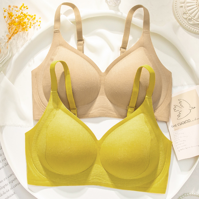 文胸一体背心小胸聚拢上托吊带