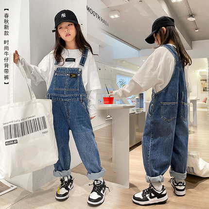 童装女童牛仔背带裤超软面料2025新款洋气时髦宽松休闲百搭表演服