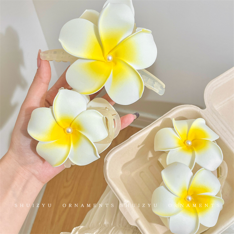 超仙鸡蛋花抓夹女氛围感鲨鱼夹发量少小号发夹高级感花朵发卡头饰