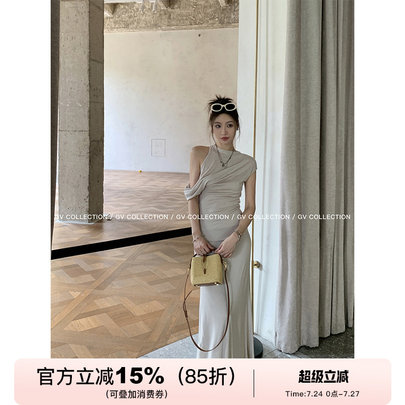 杏色不规则设计感上衣半裙套装