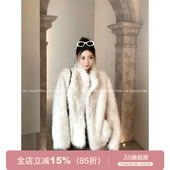 新款 翻领环保仿狐狸毛外套大衣冬季 保暖上衣女 摩登银狐 GV大白哥