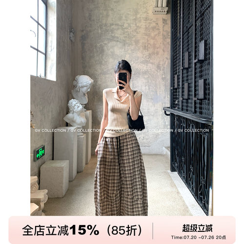 polo领针织坑条修身短袖上衣