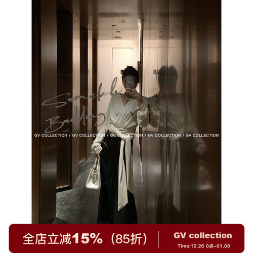 丝绒V领交叉收腰飘带上衣