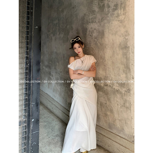 GV大白哥 侘寂系 天丝斜肩设计感扭结上衣微A廓形半身裙套装女夏
