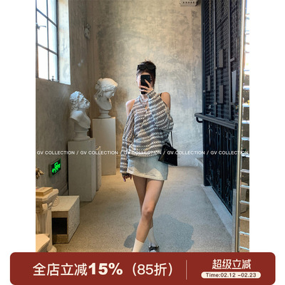 镂空针织条纹挂脖露背上衣